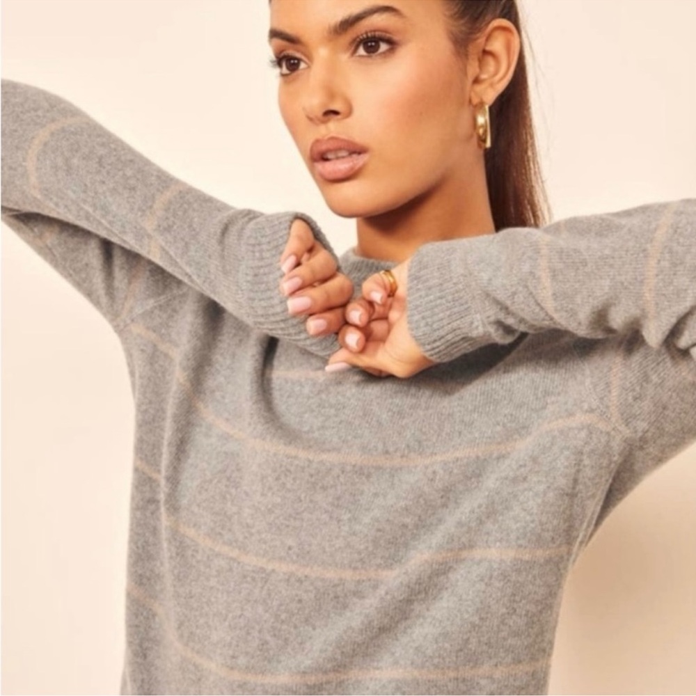 Reformation Gray and Tan Crew Neck Sweater